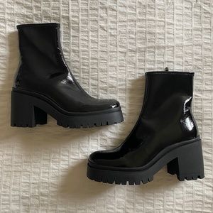 Jeffrey Campbell Black platform bootie 6.5